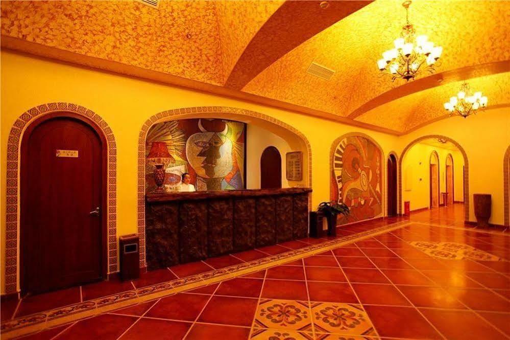 Lingshui Shenzhou Holiday Hotel エクステリア 写真